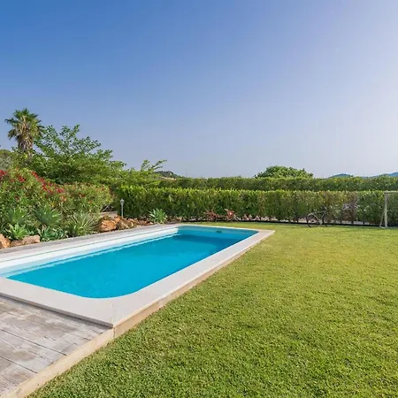 Les Herbetes Holiday home *