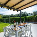 Holiday home Les Herbetes